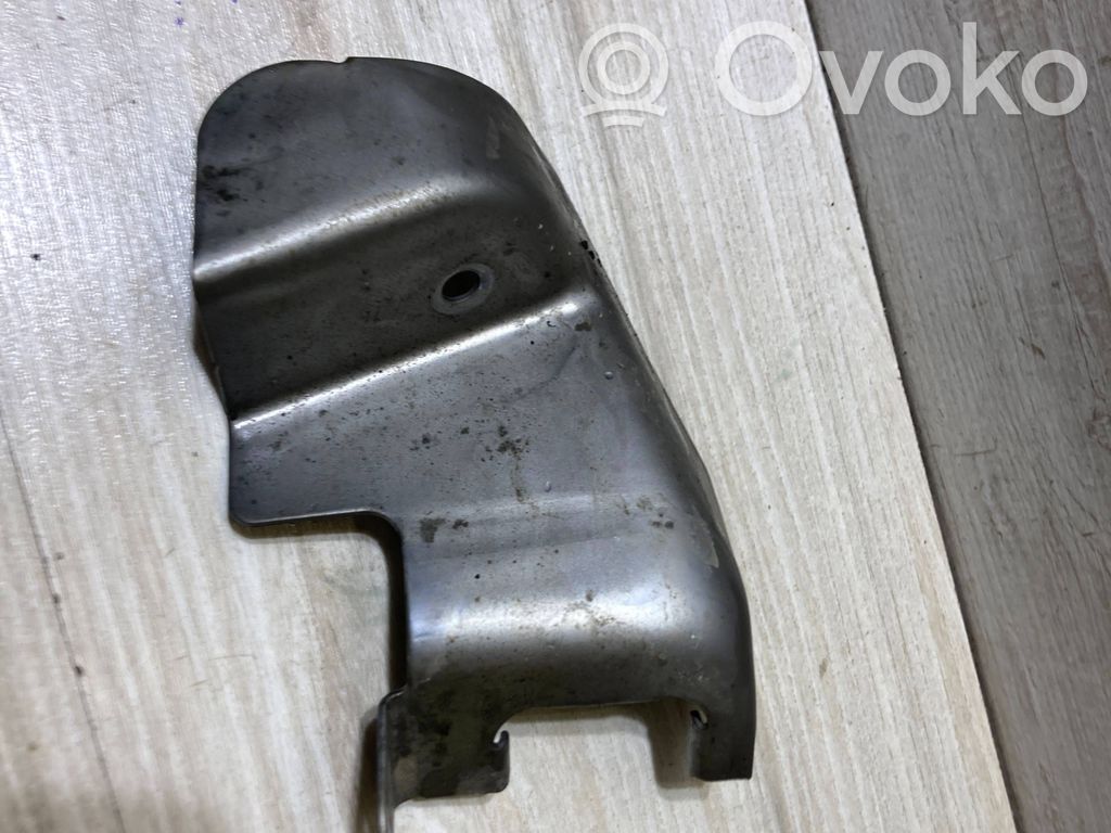Renault Arkana Heat shield in engine bay 