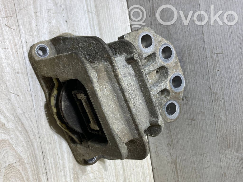 Ford Transit Custom Engine mount bracket 