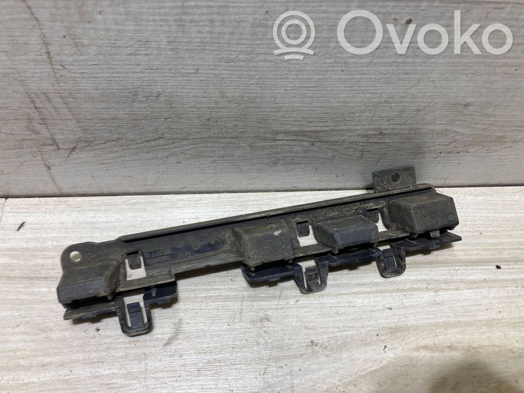 BMW 3 G20 G21 Bridă fixare aripă față 