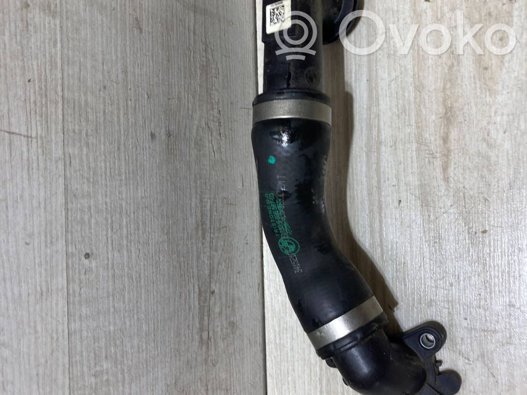 BMW 1 F70 Engine coolant pipe/hose 