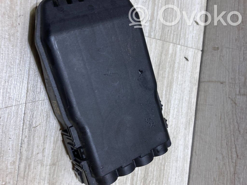 BMW 1 F70 Sicherungskasten komplett 