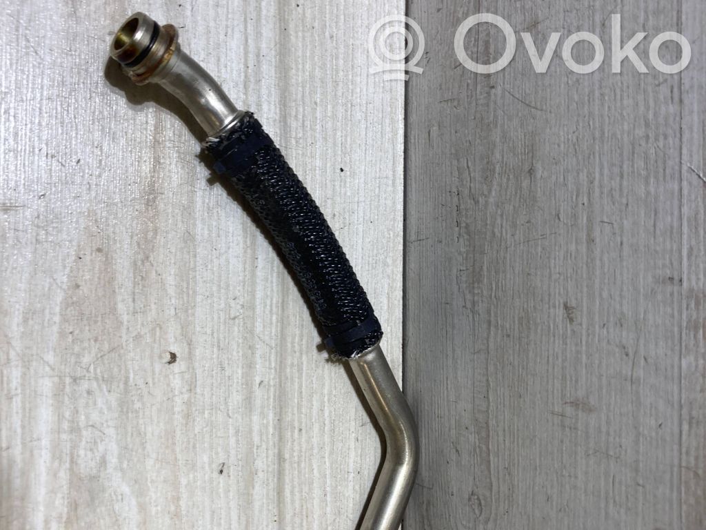 Audi Q3 F3 Przewód olejowy smarowania turbiny 