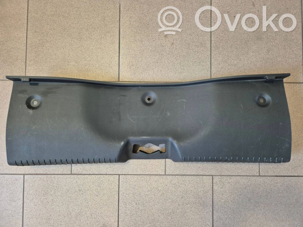 Hyundai i30 Bagažinės slenksčio apdaila 