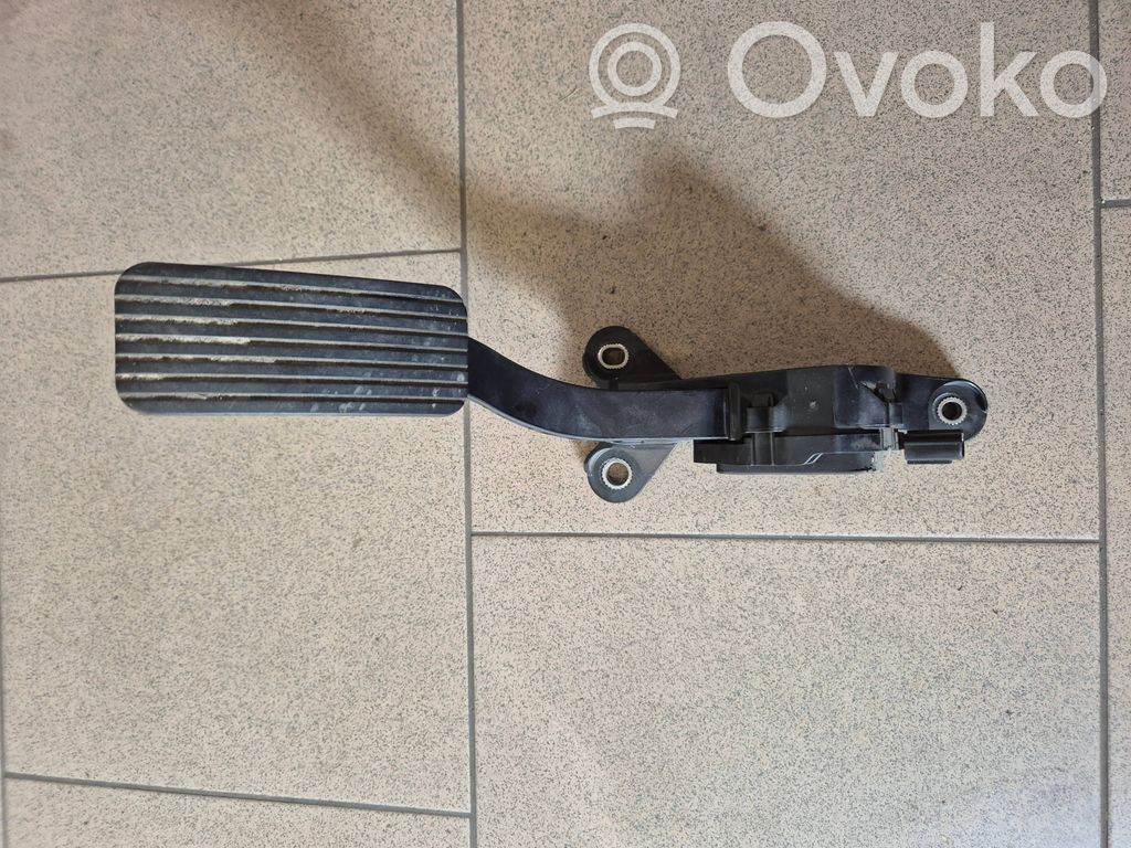Hyundai i30 Accelerator throttle pedal 