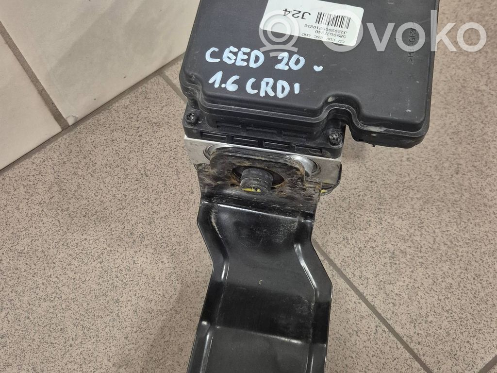 KIA Ceed ABS Blokas 