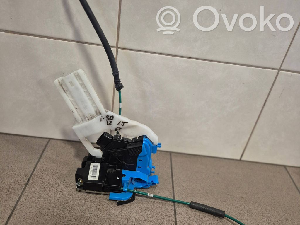 Zamek drzwi tylnych   81410A6000