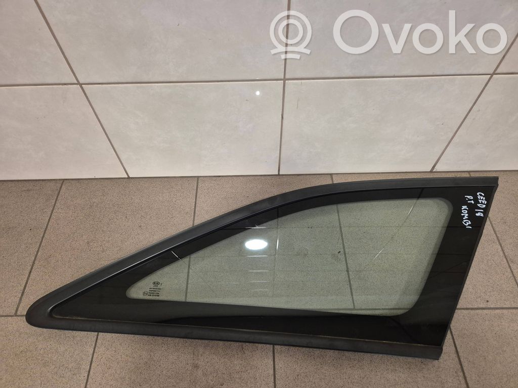 KIA Ceed Vidrio lateral trasero 