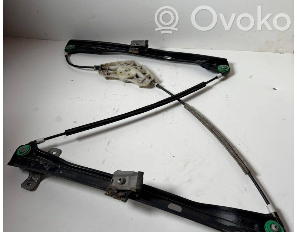 Volkswagen Golf V Mechanizm podnoszenia szyby przedniej bez silnika 