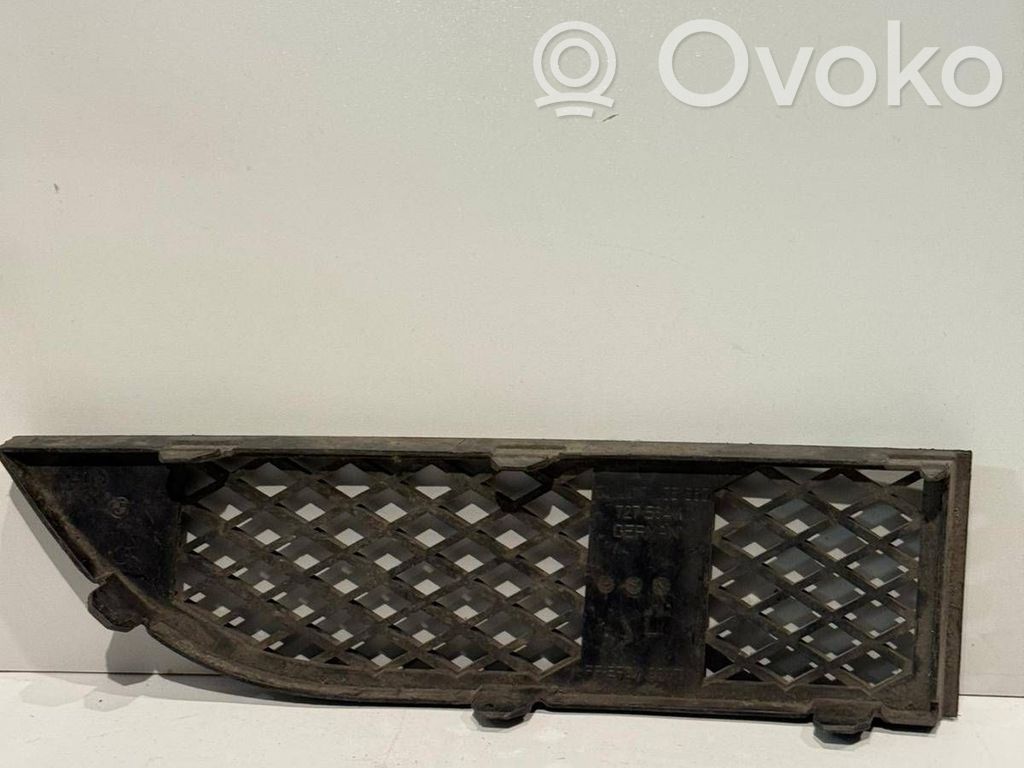 BMW 7 E65 E66 Front bumper lower grill 