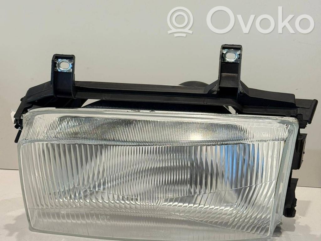 Volkswagen Transporter - Caravelle T4 Headlight/headlamp 