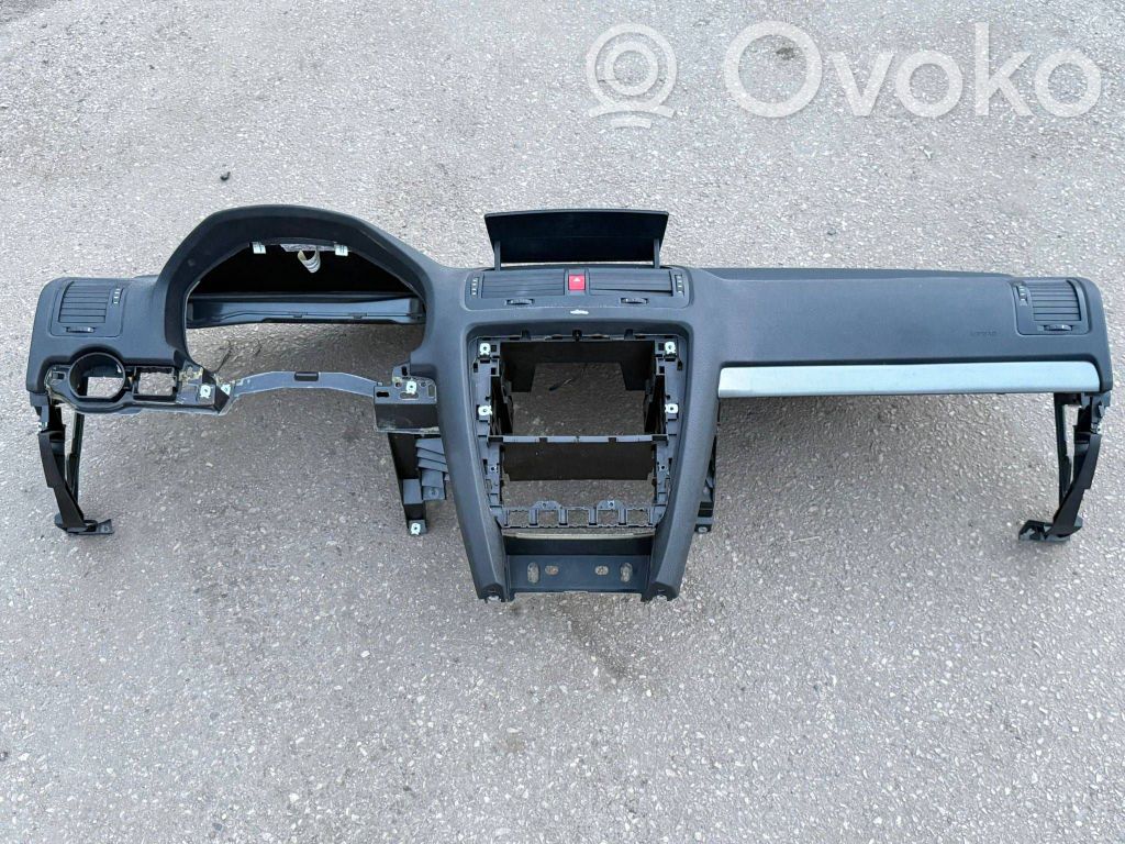 Skoda Octavia Mk2 (1Z) Panel de instrumentos 