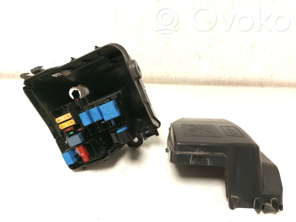 Dacia Duster II Fuse module 