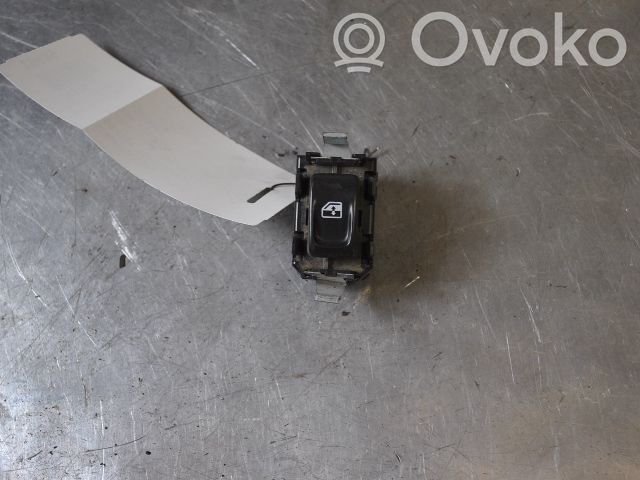 Chevrolet TrailBlazer Electric window control switch 