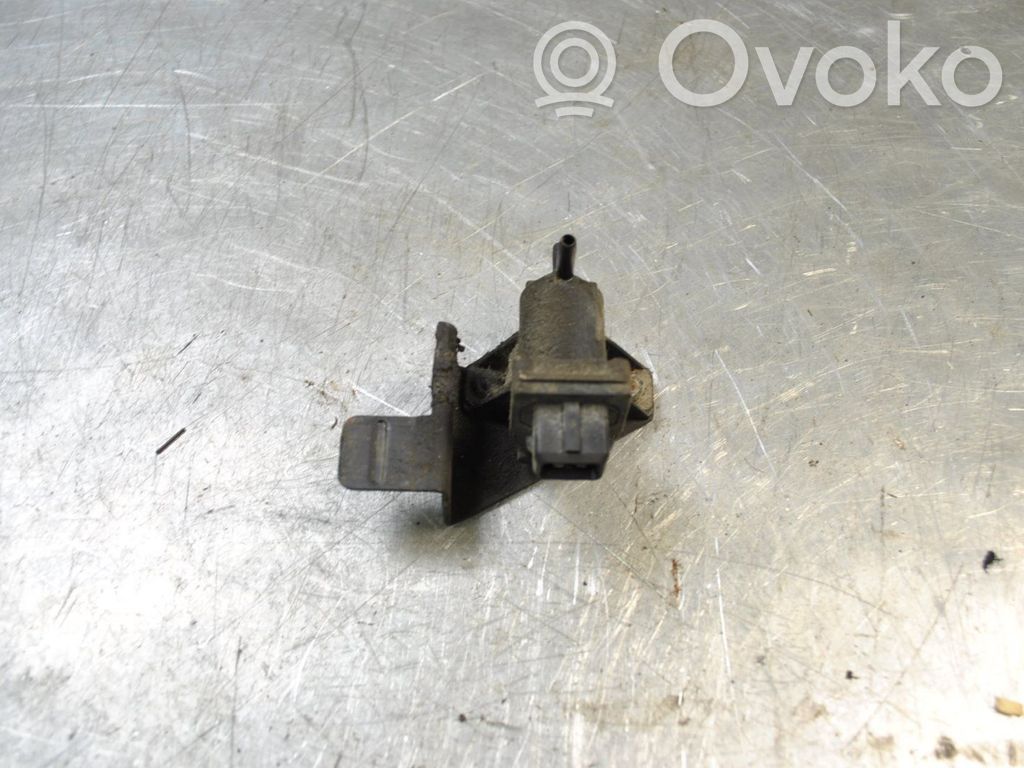 Saab 9-5 Supapă vacuum 