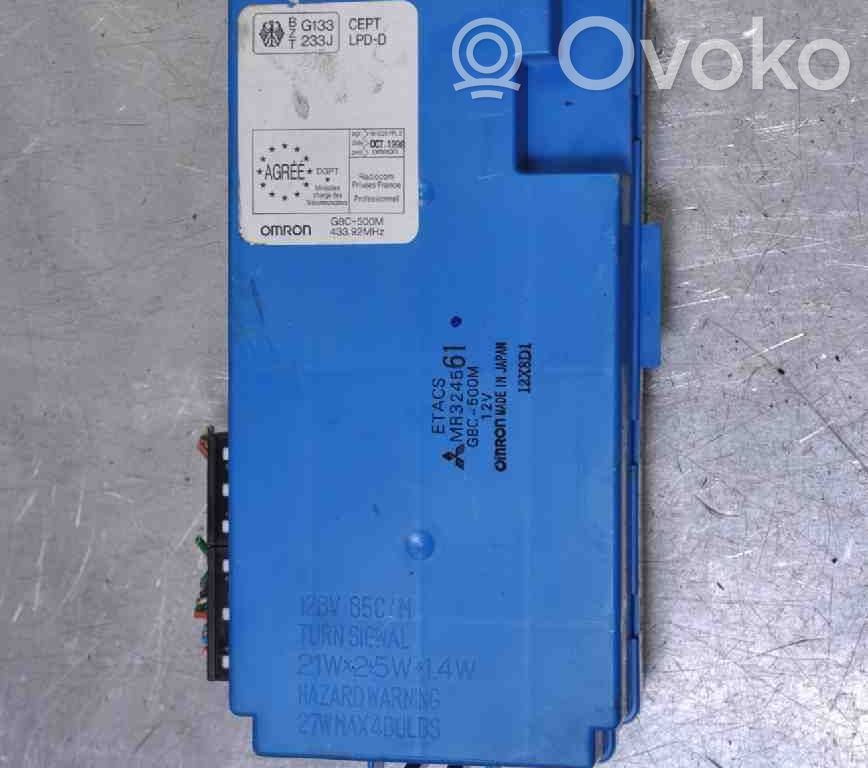 Mitsubishi Space Wagon Releu lumini avarie 