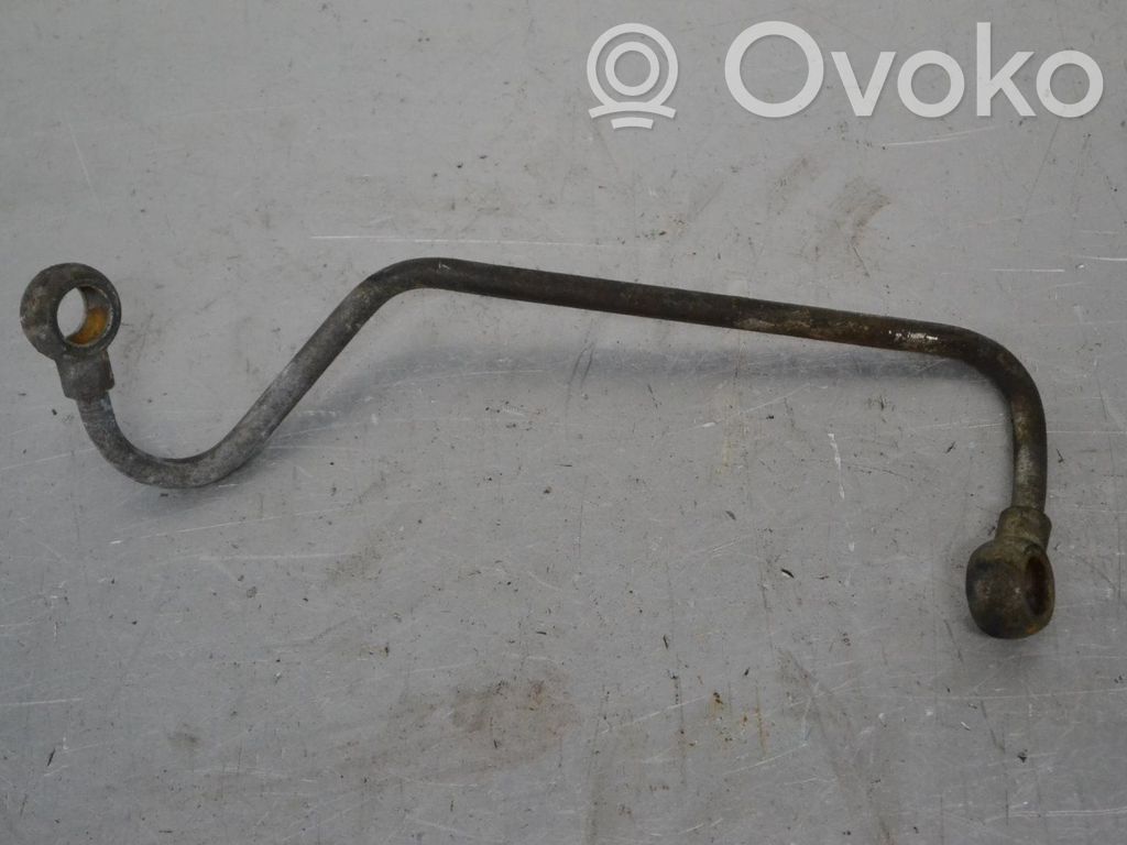 Coolant pipe/hose