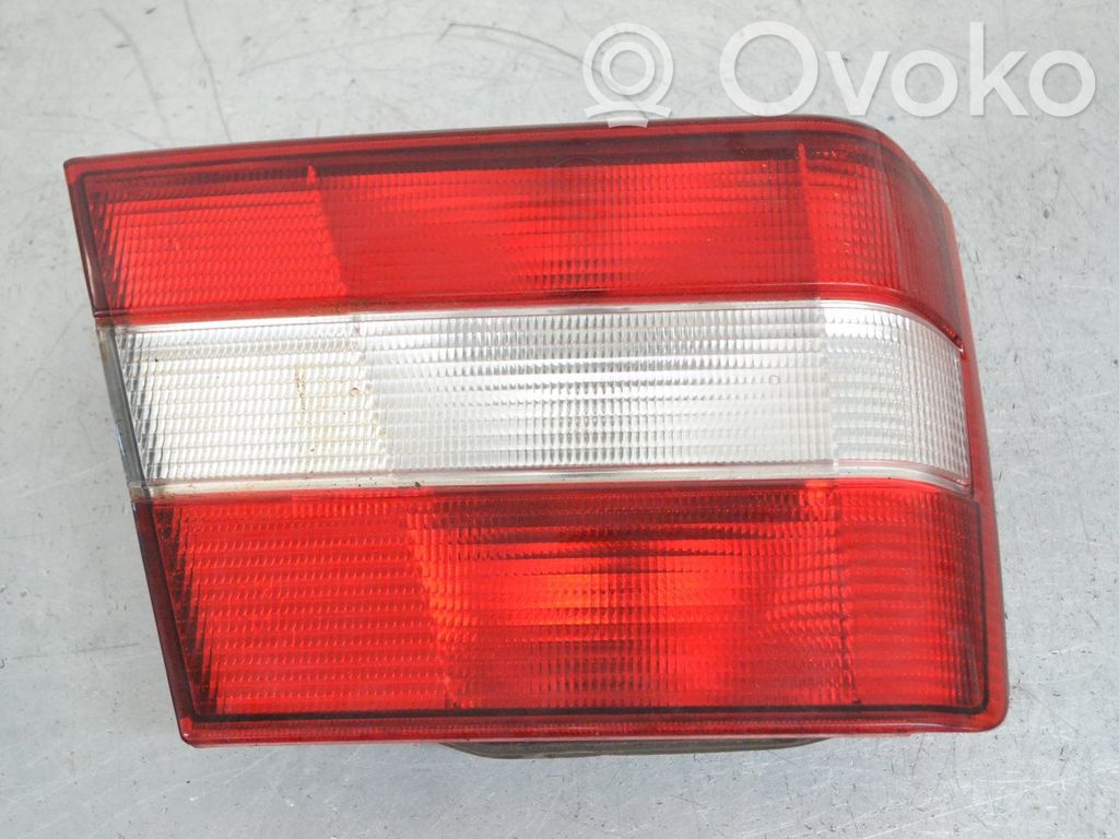 Volvo 940 Takaluukun takavalot 