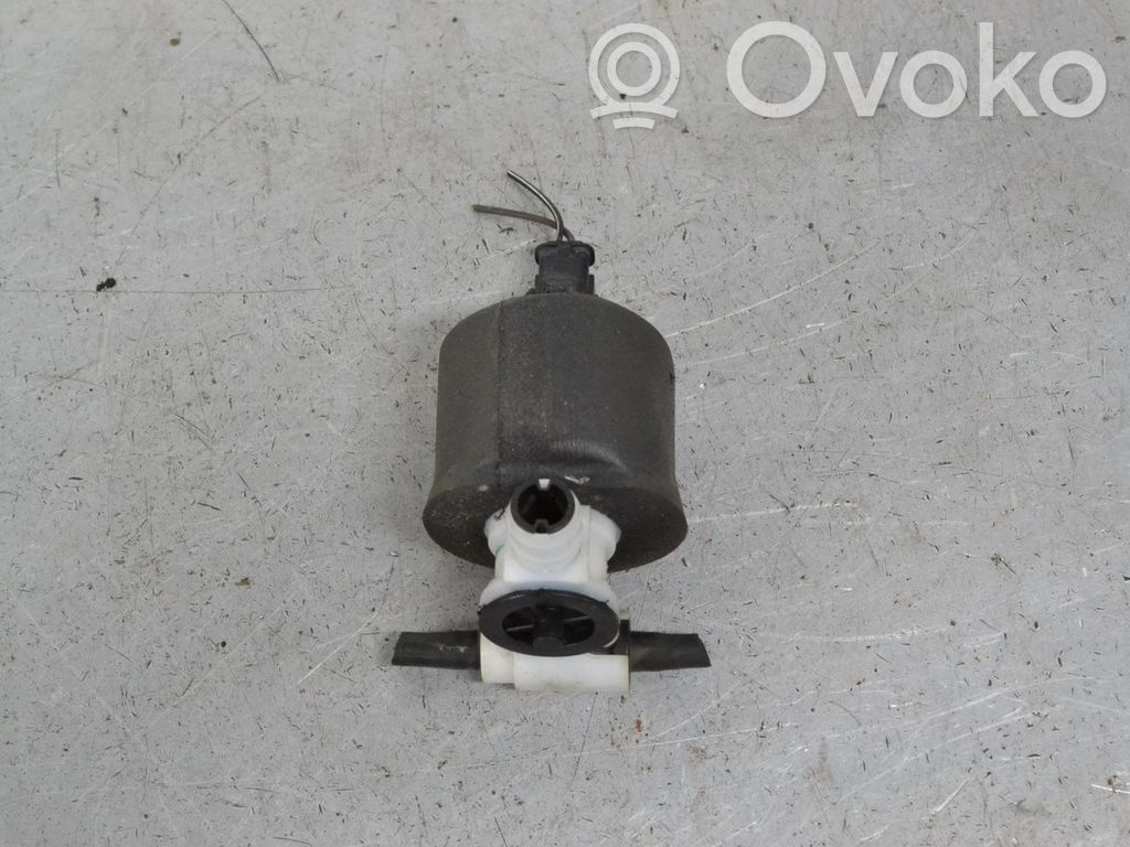 Windscreen/windshield washer pump