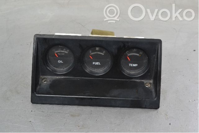 Isuzu Trooper Vitezometru (grup de instrumente) 