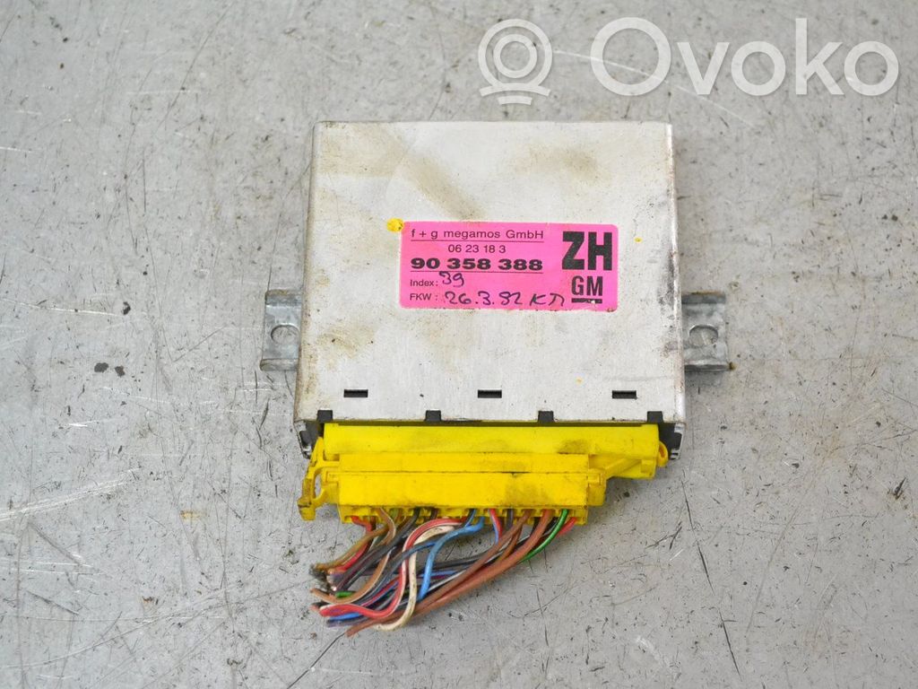Opel Vectra A Other control units/modules 
