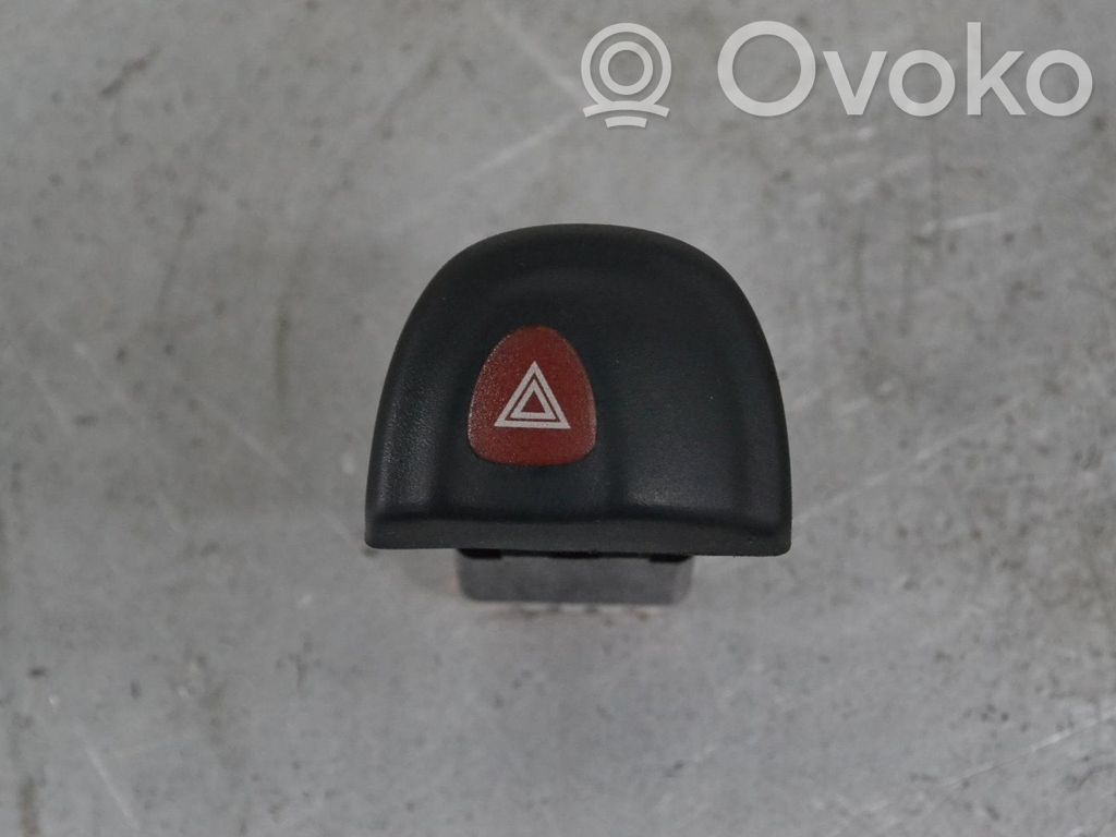Botón interruptor de luz de peligro