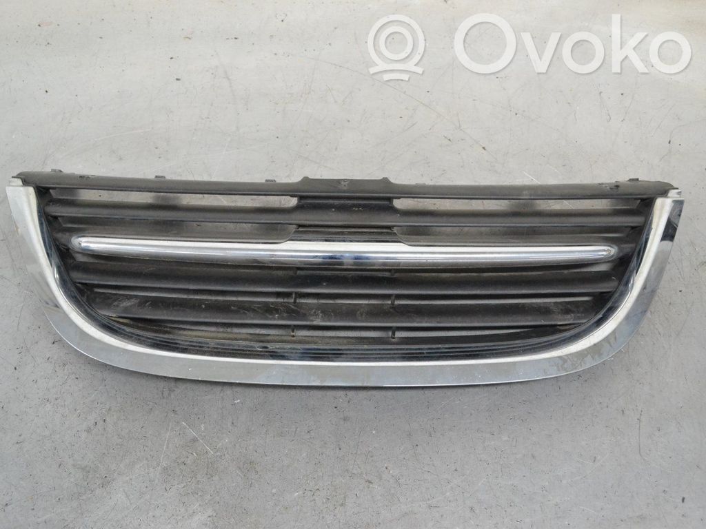 Front bumper lower grill