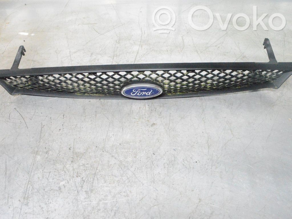 Front bumper lower grill   98AB8200CE