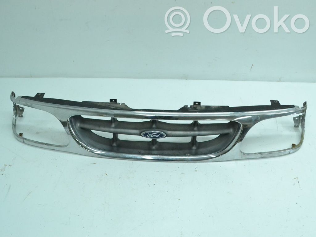 Front bumper lower grill