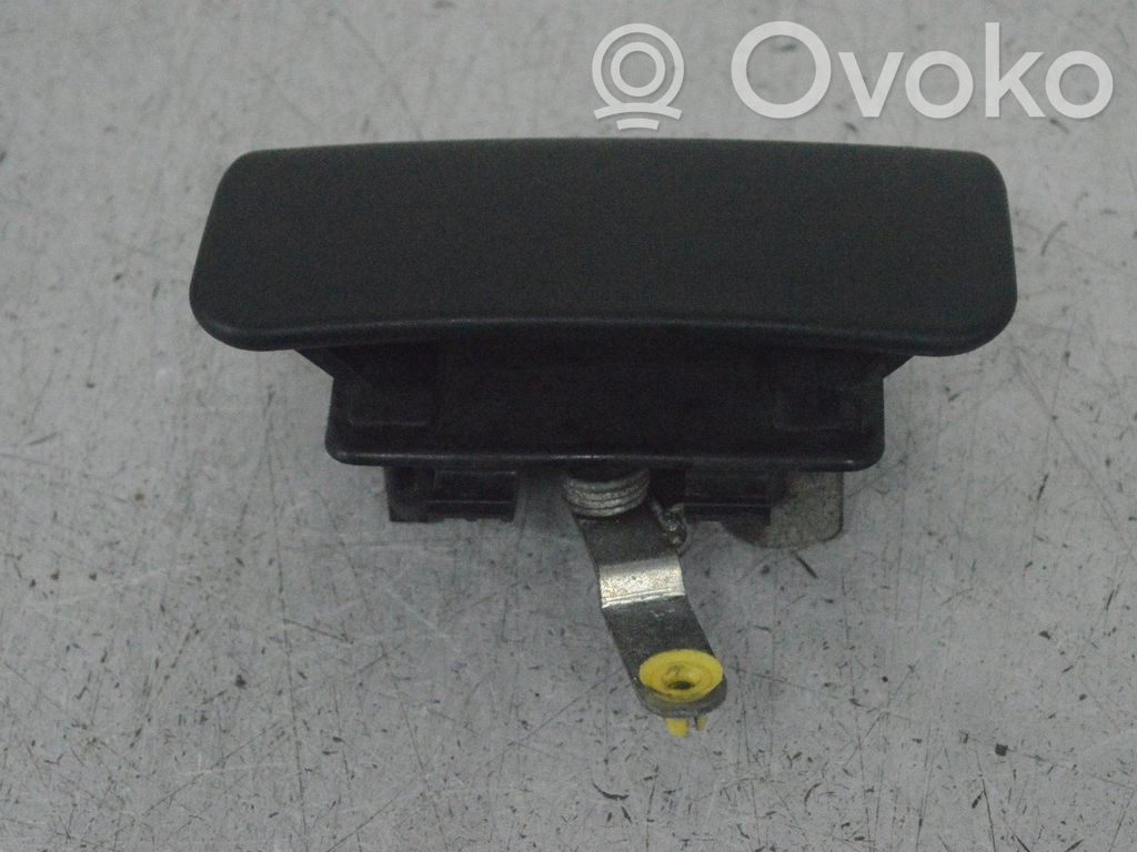 Manecilla externa puerta delantera   YC15V22401AL