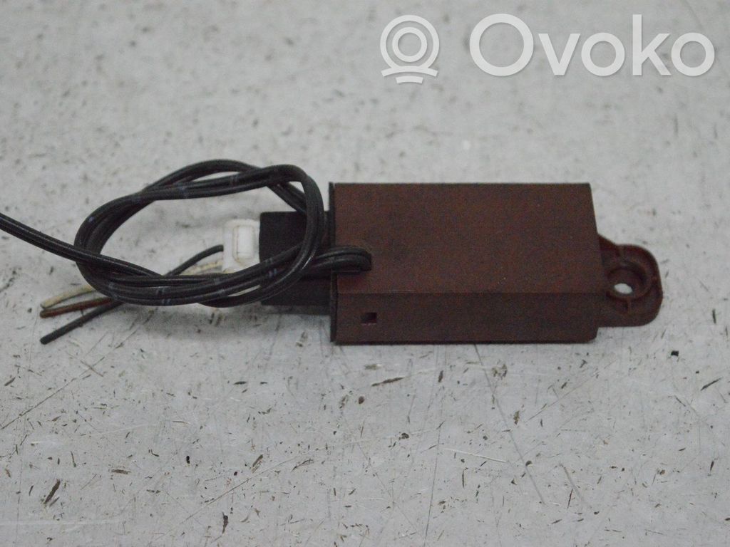 Interior temperature sensor   A61000100