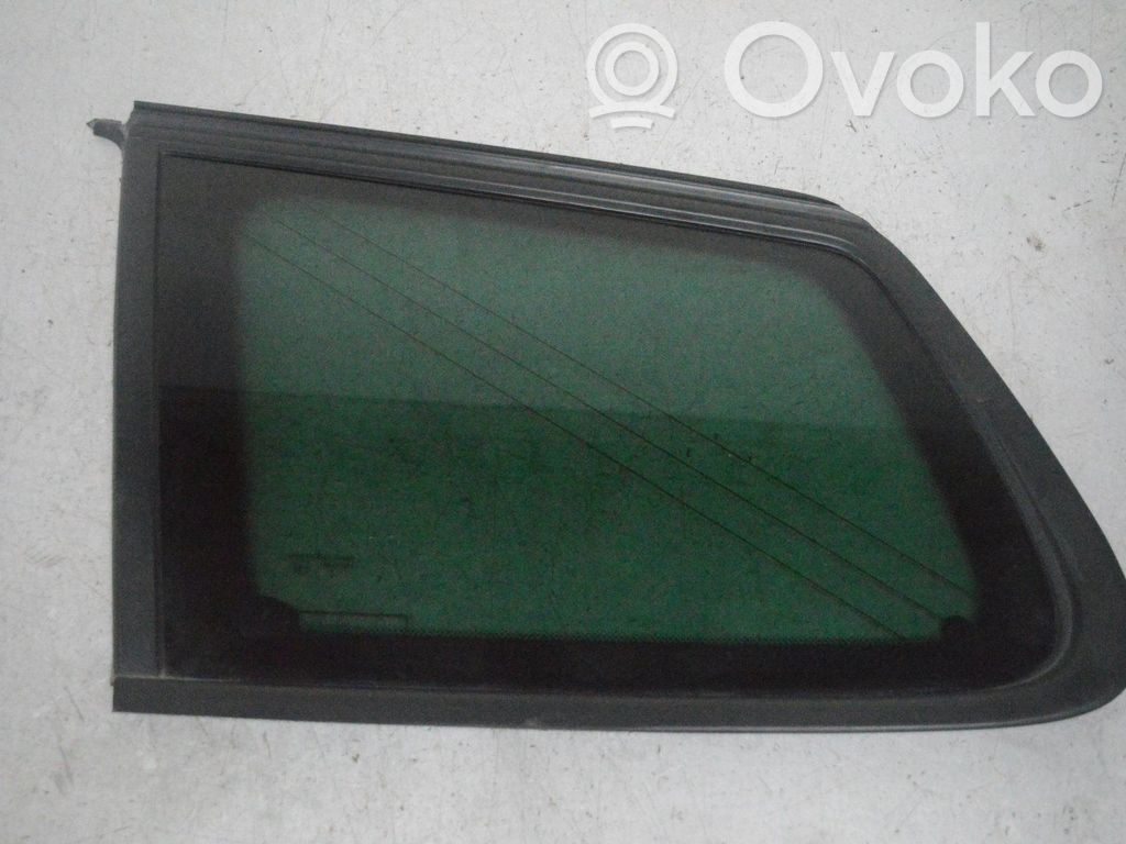 Rear side window