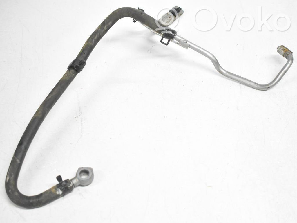 Coolant pipe/hose