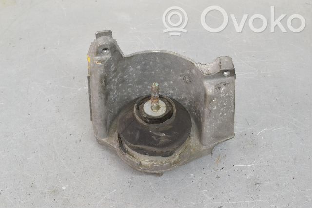 Engine mounting bracket   8A0199352