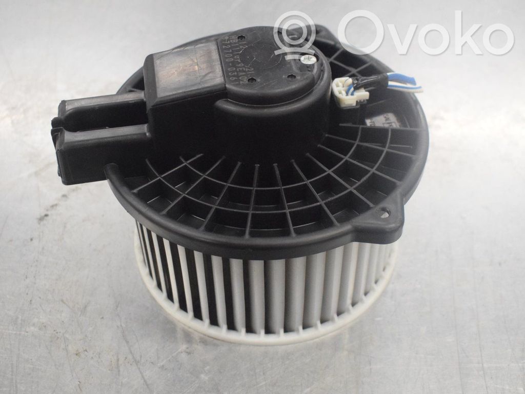 Mazā radiatora ventilators   8727000361