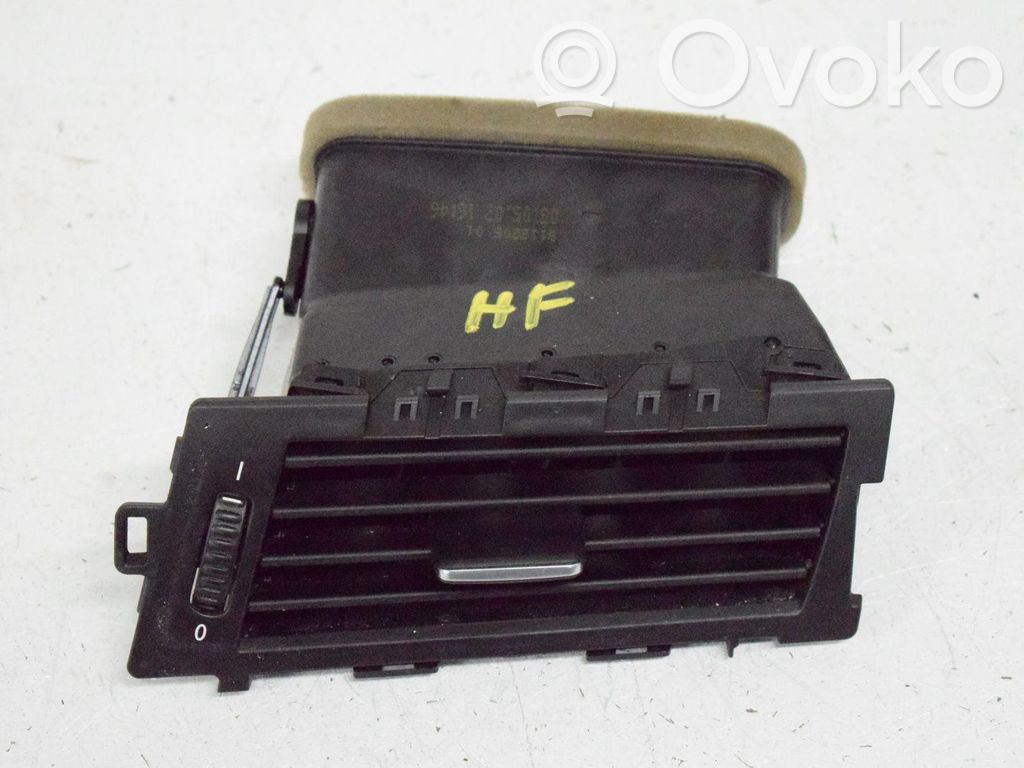 BMW 5 E60 E61 Dash center air vent grill 