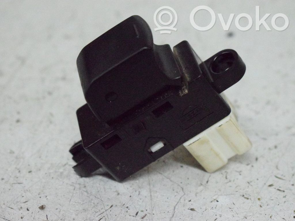 Interruptor del elevalunas eléctrico   5STIFT