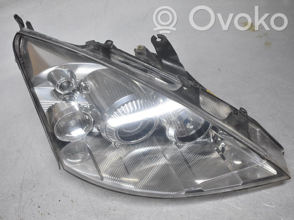 Priekšējais lukturis   2M5113W029