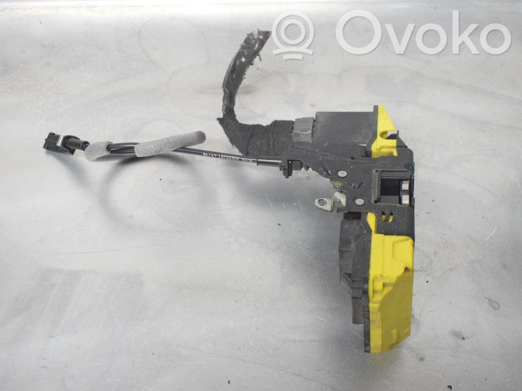 Takaoven lukko   30699361