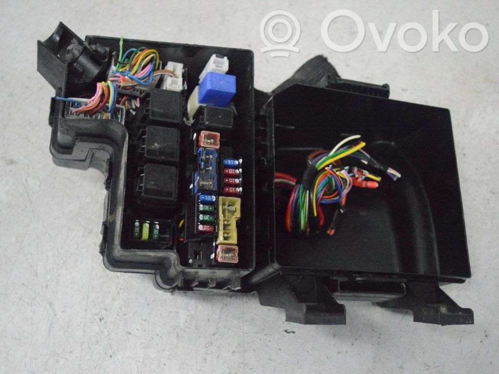 Module de fusibles   24384JY00A