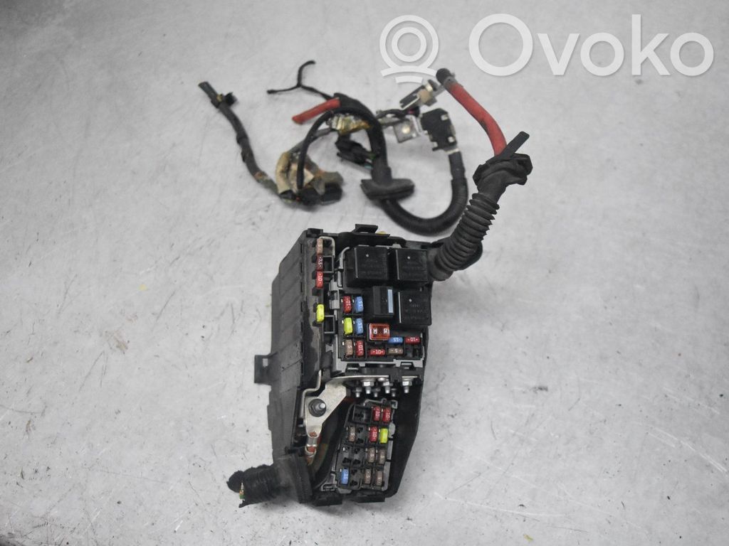 Saugiklių blokas   6G9T14A076MB