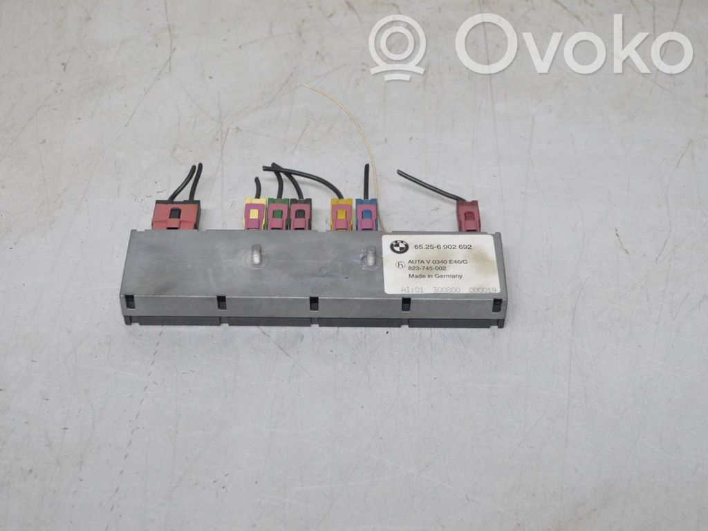 Amplificateur d'antenne   65256902692
