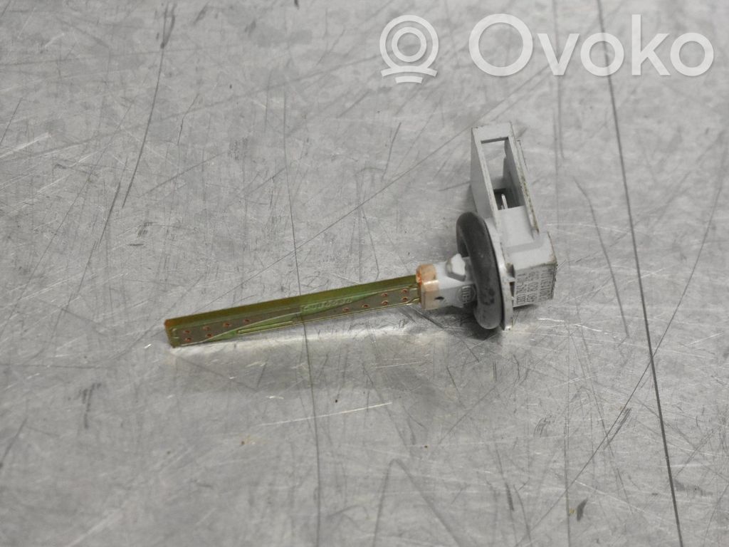 Sensor de temperatura interna   4B0820539
