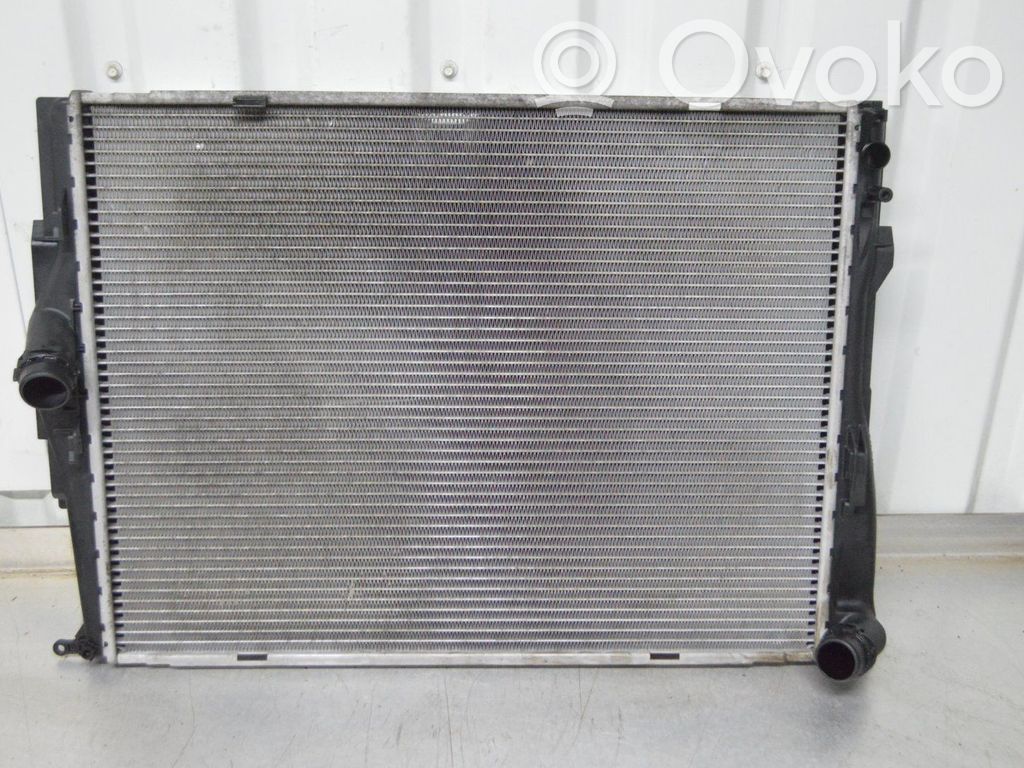 Coolant radiator   752325715