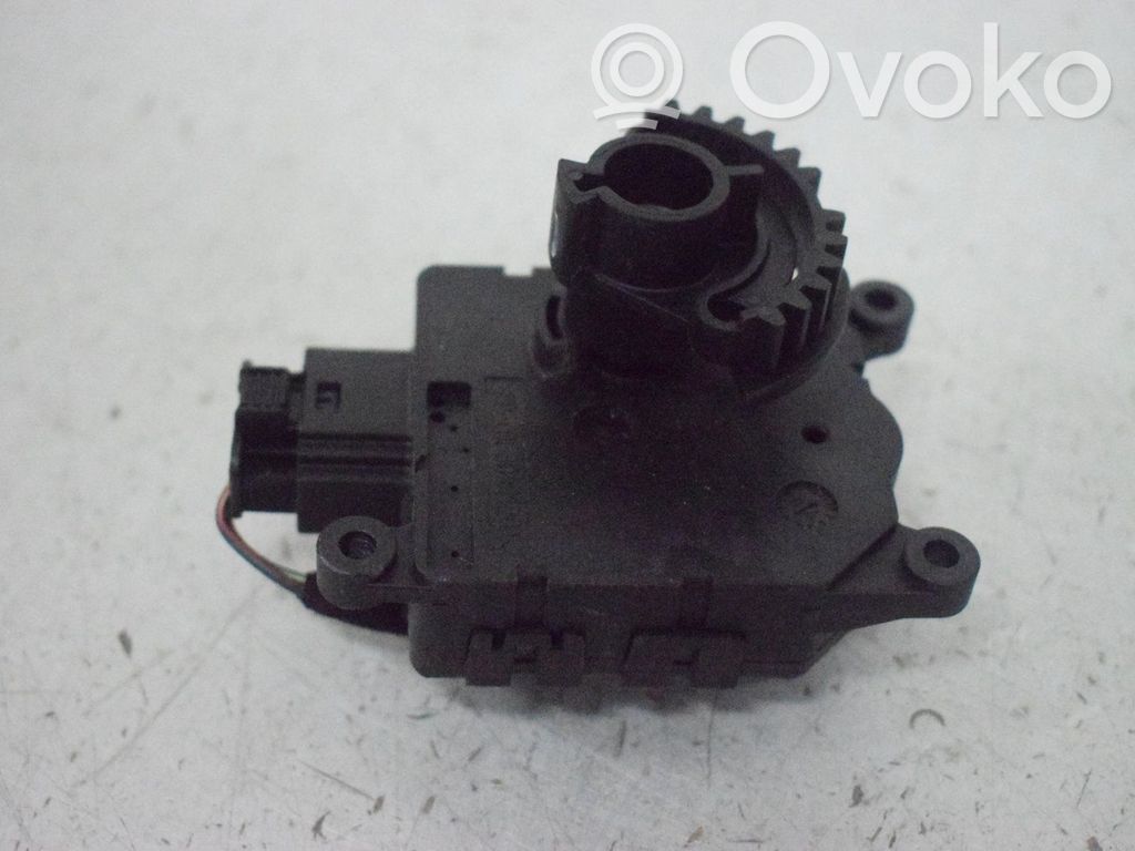 Jeep Grand Cherokee (WK) A/C air flow flap actuator/motor 