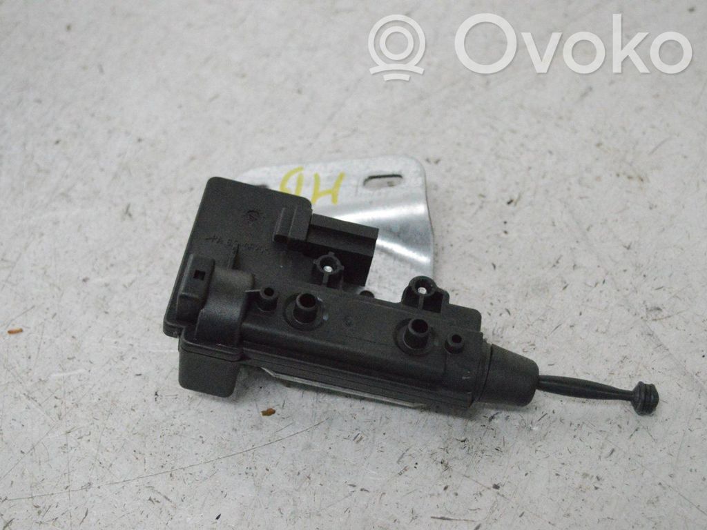 BMW 3 E46 Asa reguladora de la puerta trasera 