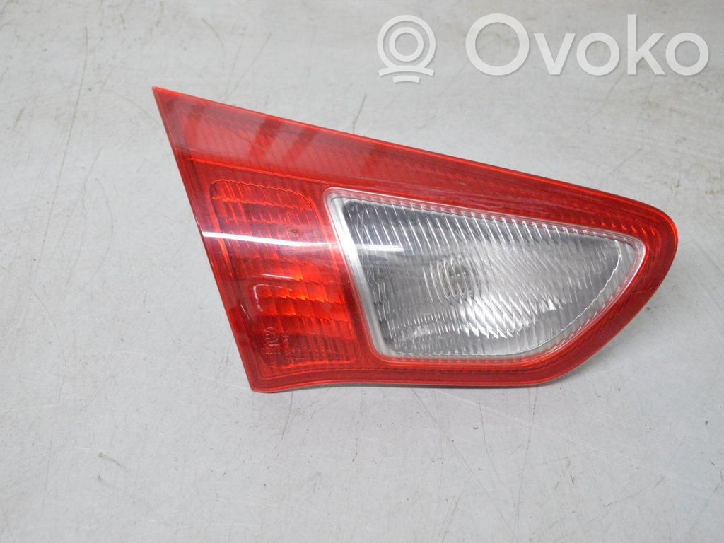 Mitsubishi Lancer X Tailgate rear/tail lights 
