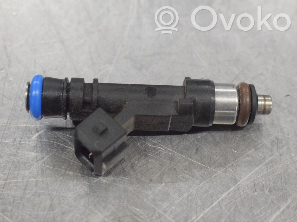 Inyector de combustible   0280158205