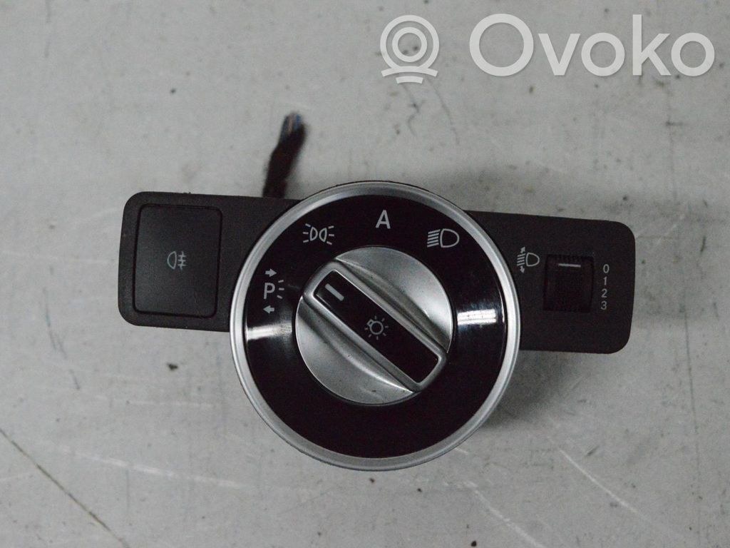 Mercedes-Benz C W204 Interruptor de luz 
