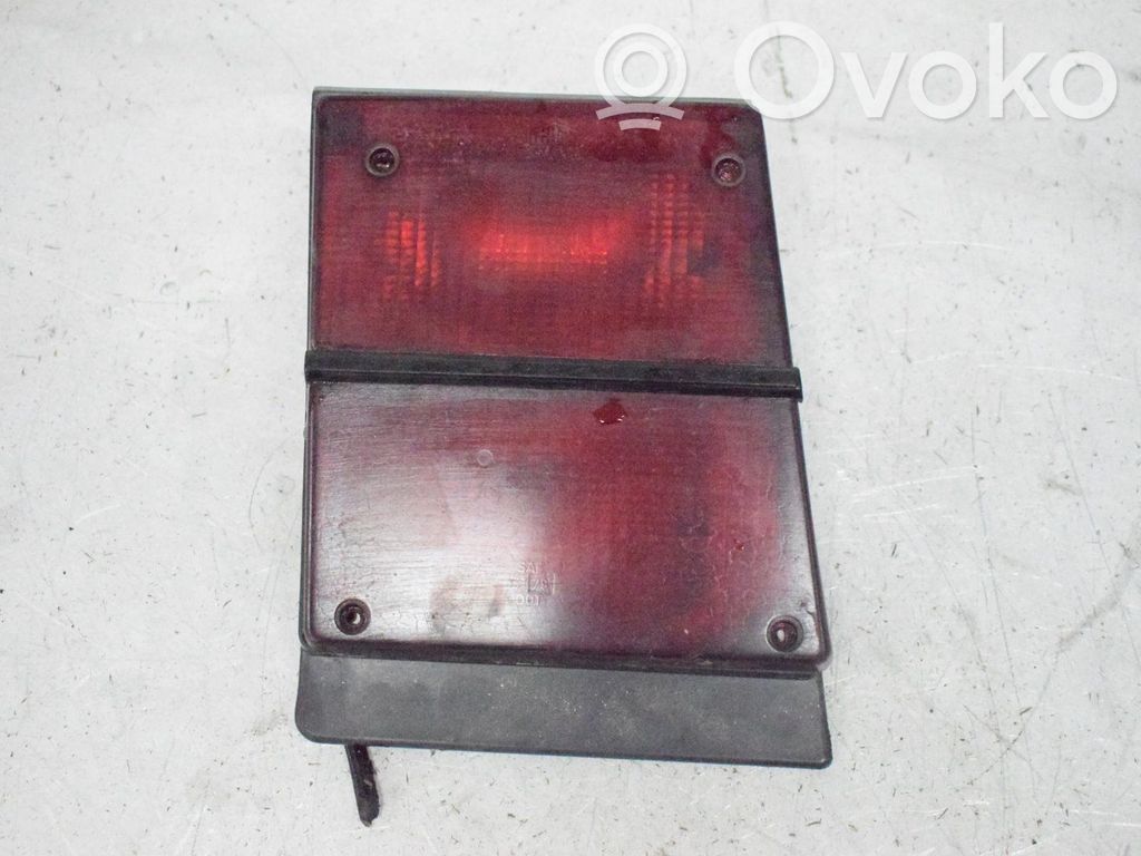 Tailgate rear/tail lights   8585457