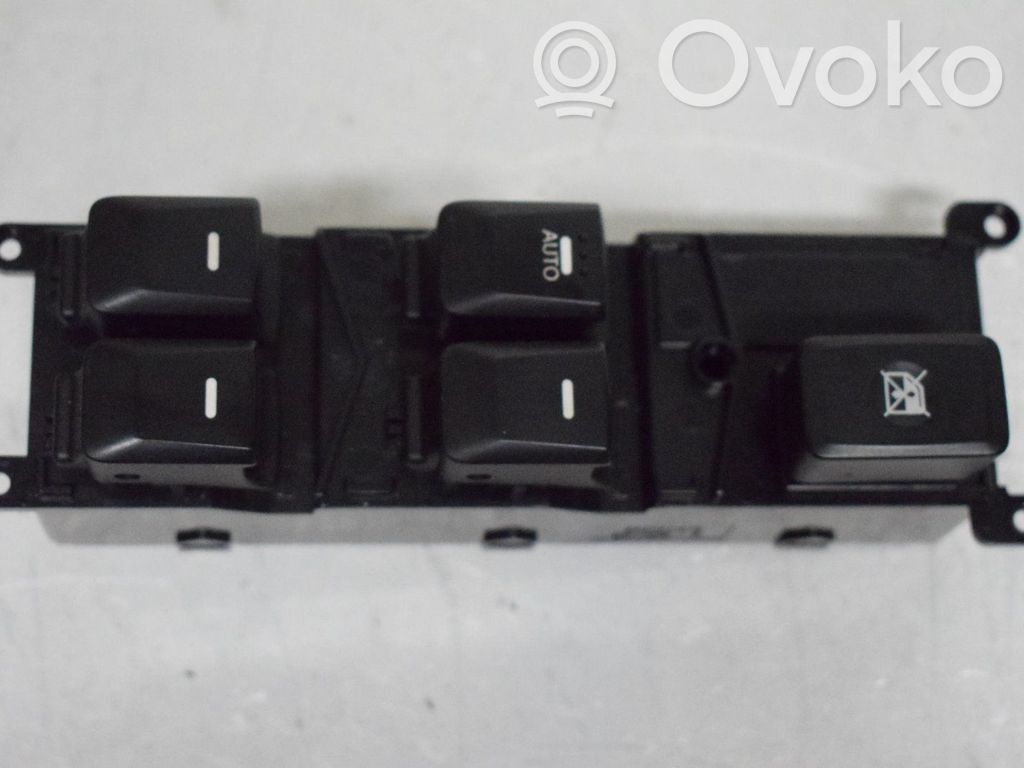KIA Rio Electric window control switch 